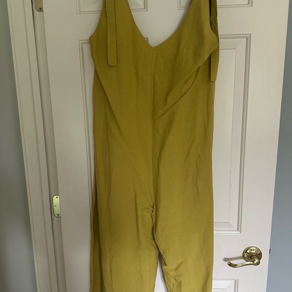 ADORA Green Jumpsuit with Relaxed Silhouette